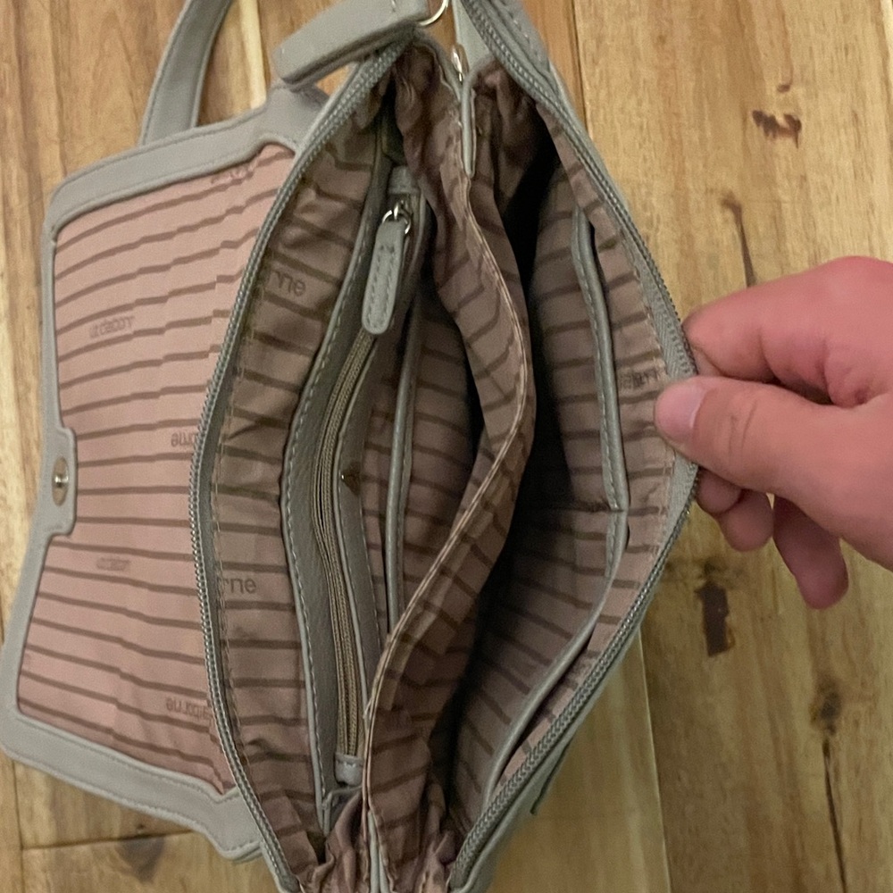 Liz Claiborne Light Gray Messenger Bag - Picture 6 of 6